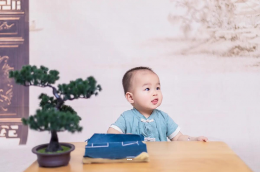 寿光宝宝几个月可以笑出声